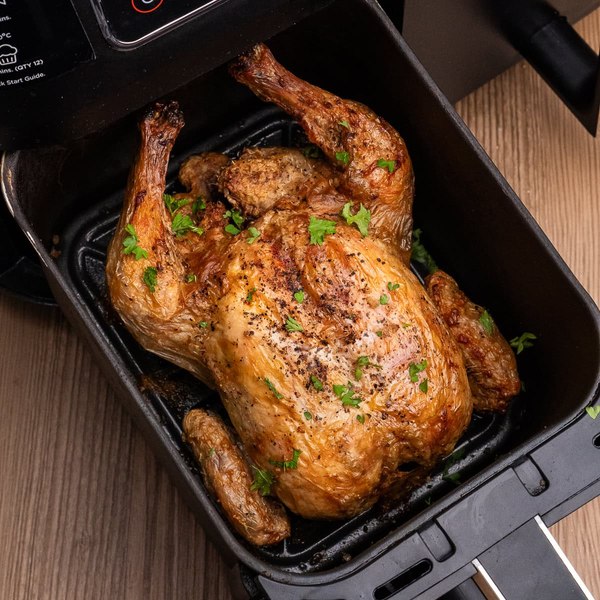 Rețeta delicioasă și rapidă de pui la friteuză. Cum se prepară 