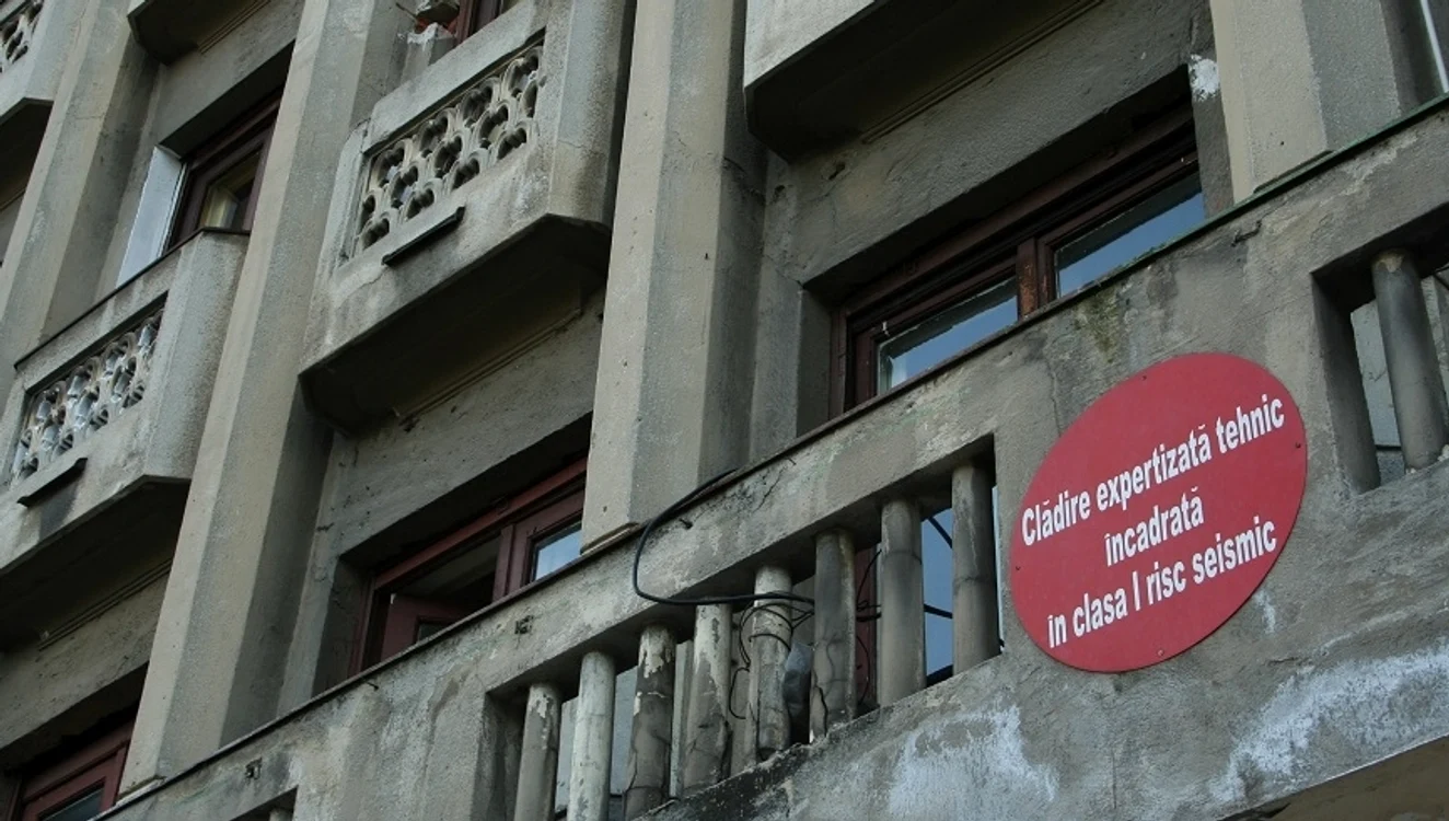 
    Clădirile cu bulină roșie sunt concetrate în centrul Capitalei  