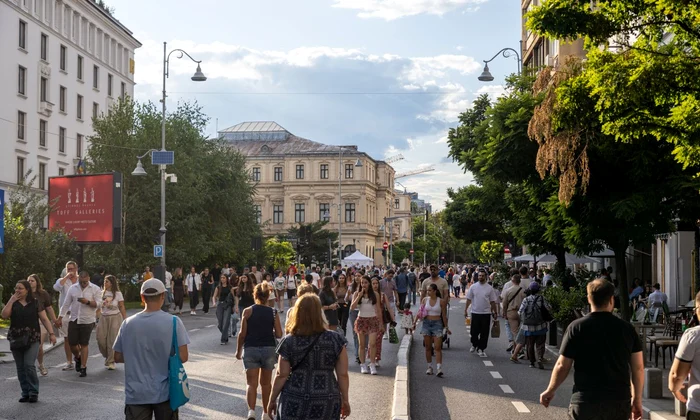 „Străzi Deschise – București, Promenadă urbană”
