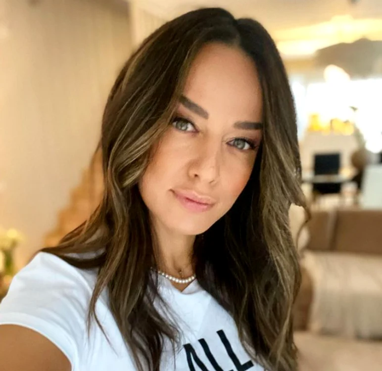 
    Andreea Raicu, într-o ipostază sexy pe InstagramFoto: Instagram  