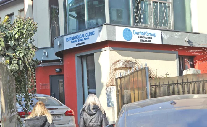La Euromedical Clinic se lucra intens la clinica de stomatologie