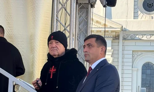 George Simion a fost prezent la Hramul Sf  Parascheva alături de Gigi Becali   Foto Facebook jpeg