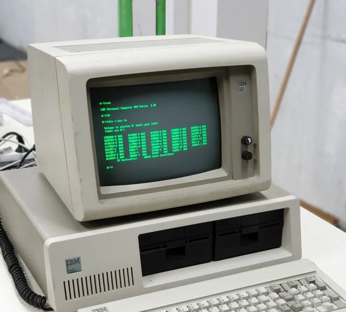Primul computer personal IMB