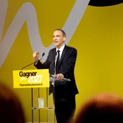 Raphael Glucksmann X jpg