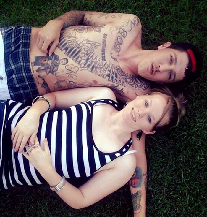 Împușcați fără milă în mașina în care se afla fiica lorfoto:mirror.co.uk