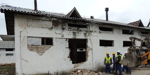 hipodromul din ploiesti este demolat foto dana mihai