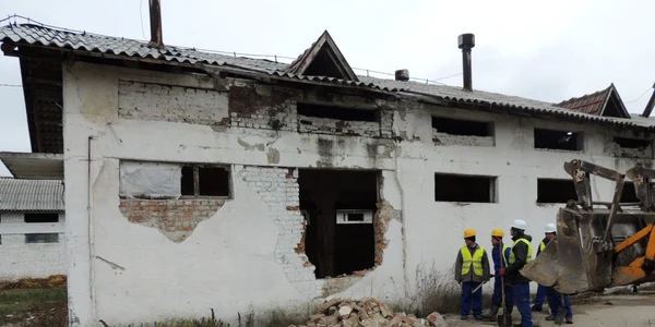 hipodromul din ploiesti este demolat foto dana mihai