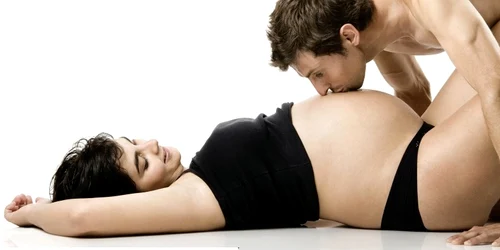 pozitii sexuale in timpul sarcinii