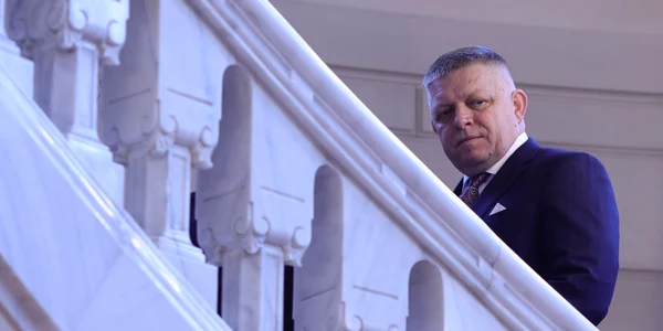 Președintele României îl primește pe premierul slovac Robert Fico la Palatul Cotroceni, 27 martie 2026.   Inquam Photos / Octav Ganea