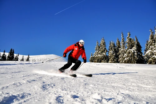 Meteorologii ANM au publicat o estimare a vremii pentru următoarele două săptămâni, adică până în Ajunul Crăciunului. Din păcate, specialiștii spun că va fi zăpadă doar la munteFOTO: Click!