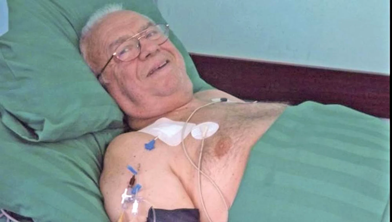 Pe patul de spital, după transplant