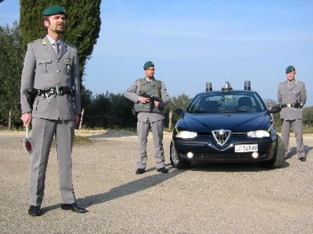 
    Garda Financiară  
