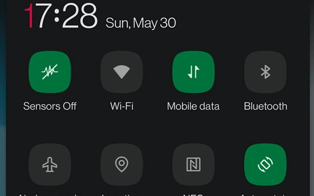 Senzori opriţi pe smartphone cu Android.