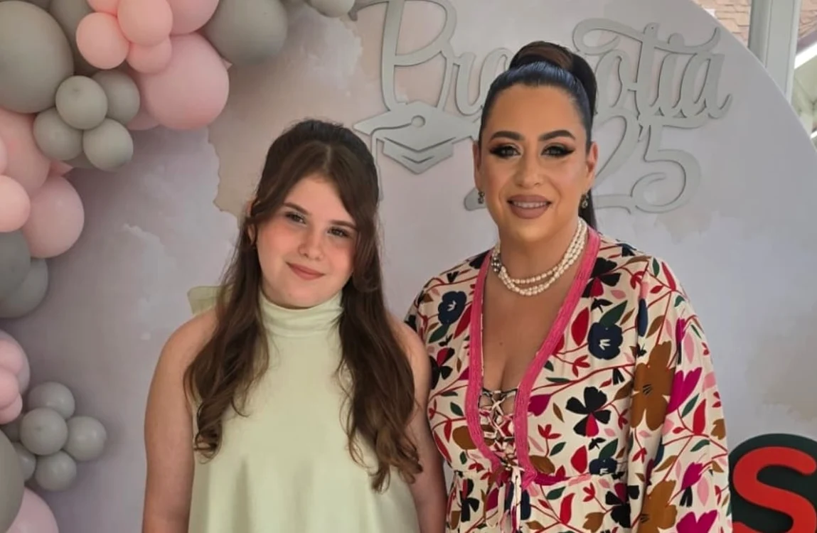 Oana Roman alături de fiica sa, Isabela - Foto: Instagram 