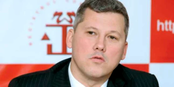 Predoiu: "Barroso nu a cerut României mai multe nominalizări pentru postul de comisar"