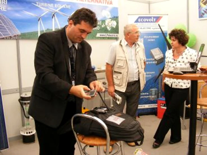 Alba Iulia: Rucsacul fotovoltaic pentru turiştii care îşi doresc confort