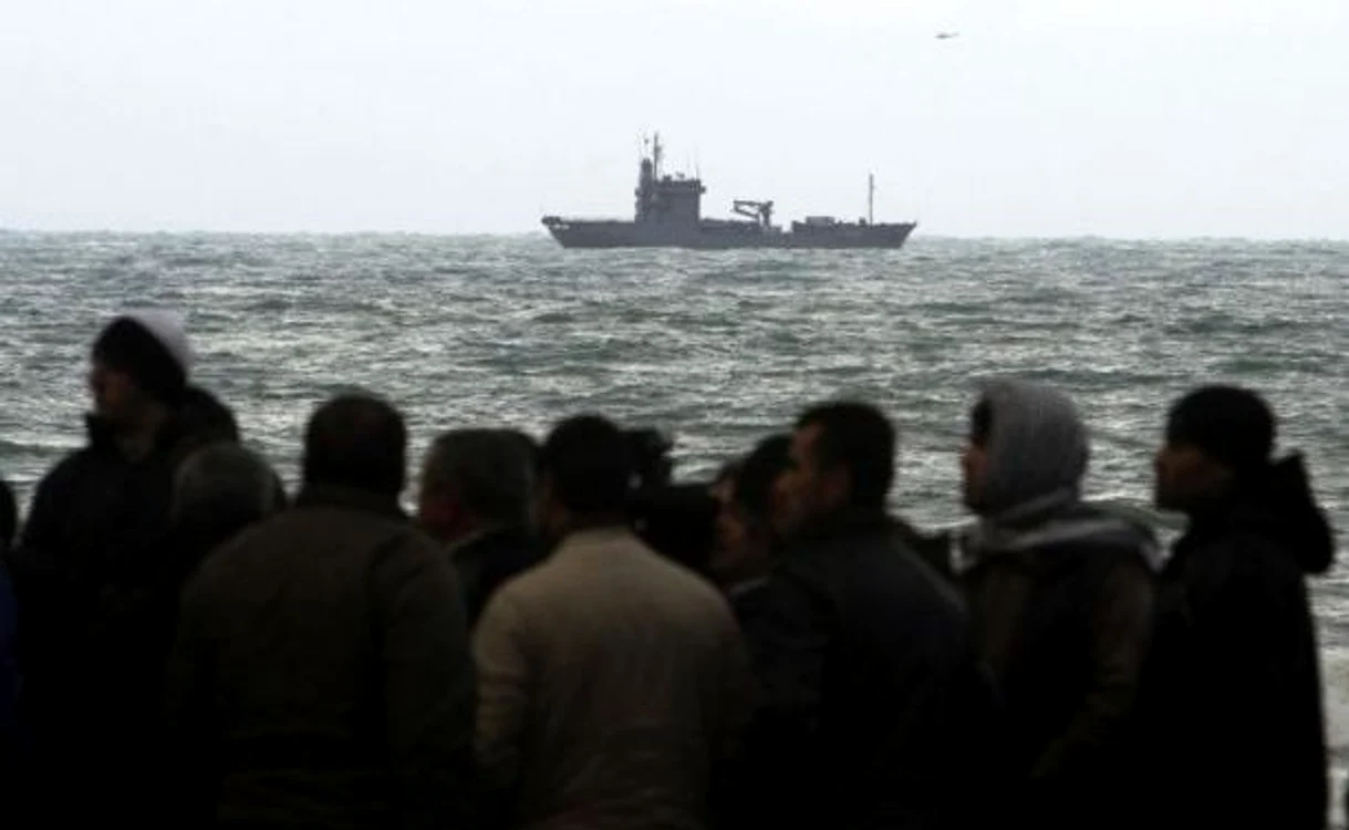 Avion prăbușit în Mediterană! 23 de cadavre, recuperate!