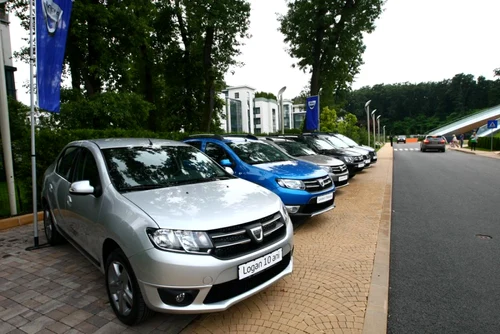 Dacia Logan la 10 ani de la lansare FOTO Marian Iliescu