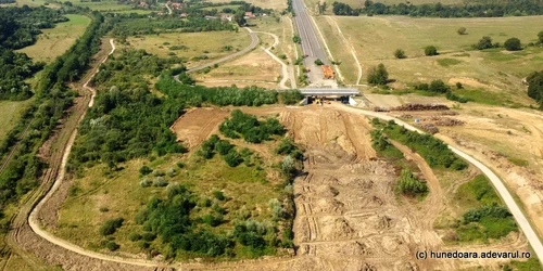 Autostrada cu tuneluri  Foto Daniel Guță (6) JPG