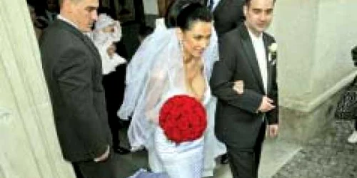 Nicoleta Luciu nu și-a invitat tatăl nici la nuntă, nici la botezul tripleţilor  