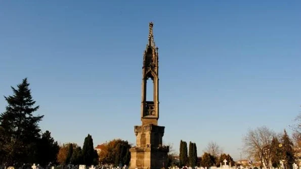 Capodoperă de pe vremea Imperiului Austriac, uitată într un cimitir din Timişoara jpeg