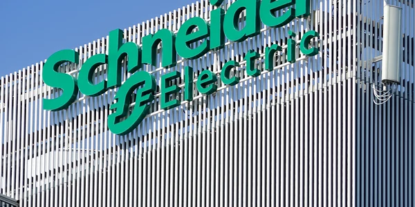 Clădire Schneider Electric FOTO Shutterstock jpg