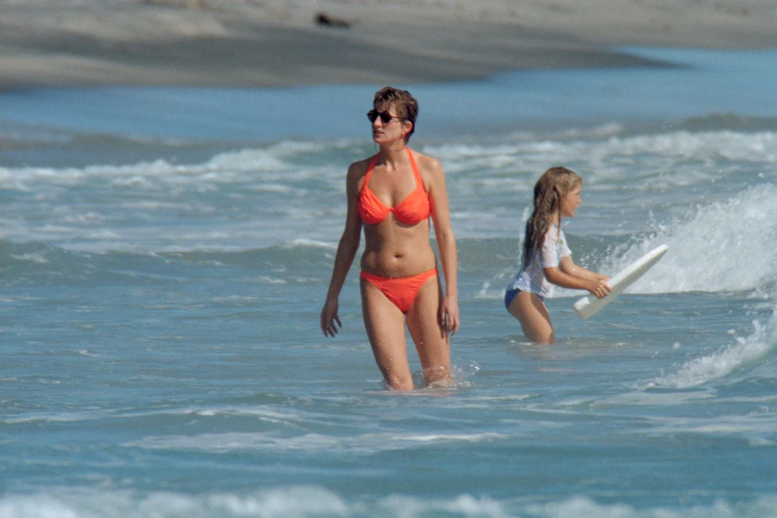 Prințesa Diana în bikini la plajă GettyImages 728433655 jpg