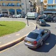 Sens giratoriu - trafic Grecia FOTO Shutterstock 