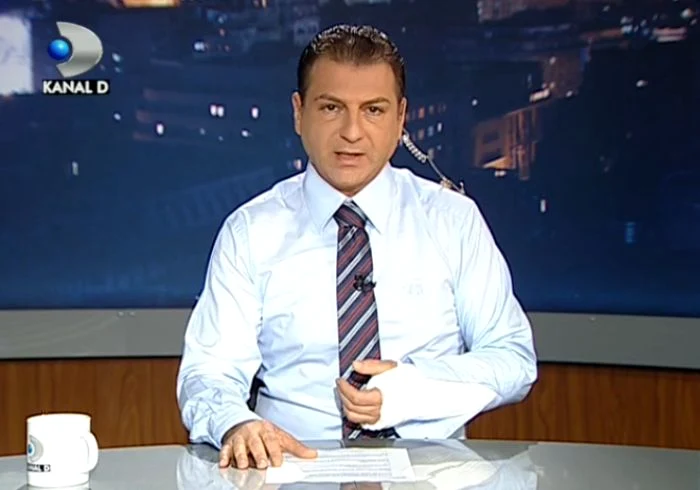 
    Sabbagh a venit la serviciu cu un ghips pe mâna stângă  