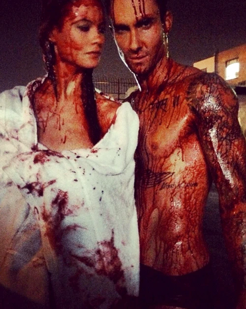 1409679417 adam levine blood gif