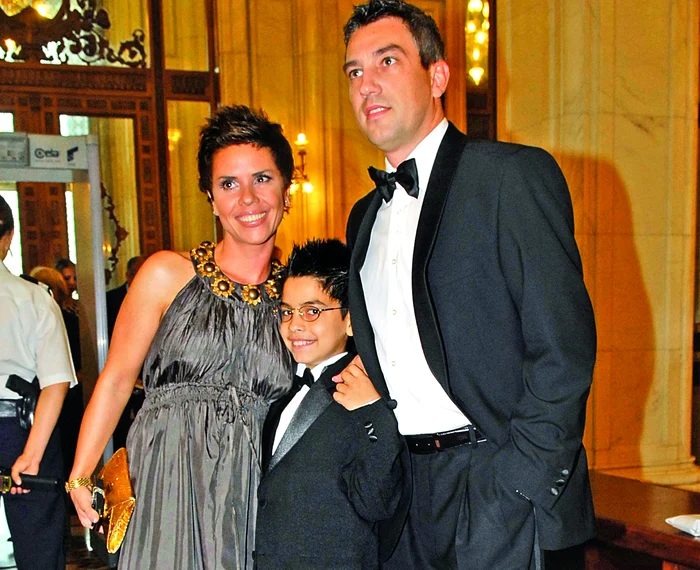 Şi micuţul David a fost înfiat de Luminiţa