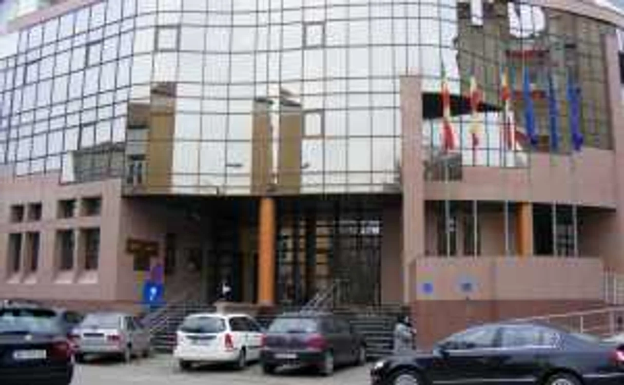 DGFP Alba verifică tranzacţiile imobiliare din perioada 2006 – 2008