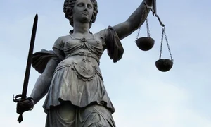 Cuvîntul anului în dicţionar: justiţie jpeg