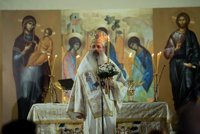 Slujbă biserică ortodoxă/ FOTO:Arhiva