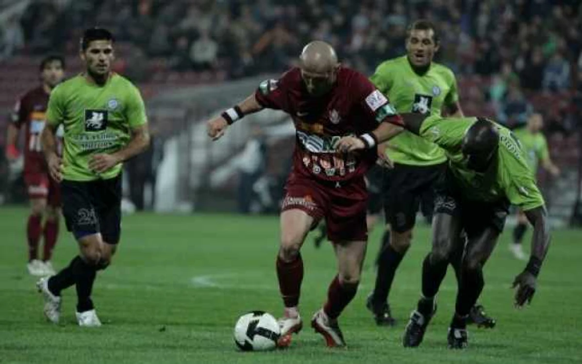 FOTBAL: Doar 22 de bilete vândute la Supercupa României!