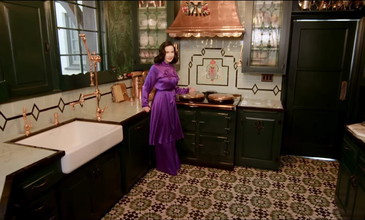 12 dita von teese casa 12 jpg jpeg