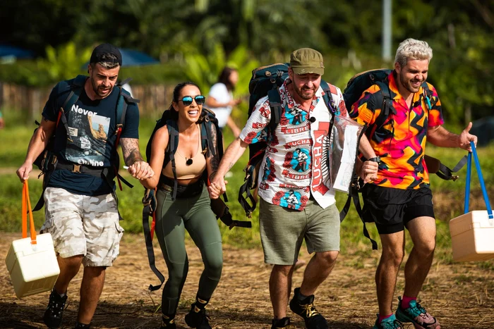 Speak, Ștefania, Alex Abagiu și Radu