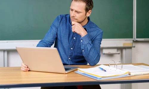 profesori shutterstock 577578328 jpeg