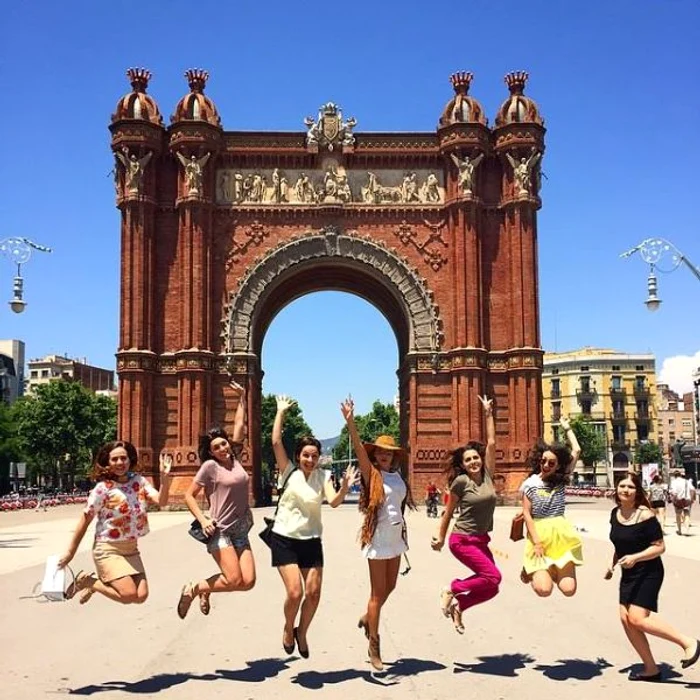 Carmen Negoiță a plecat la Barcelona cu verișoara ei