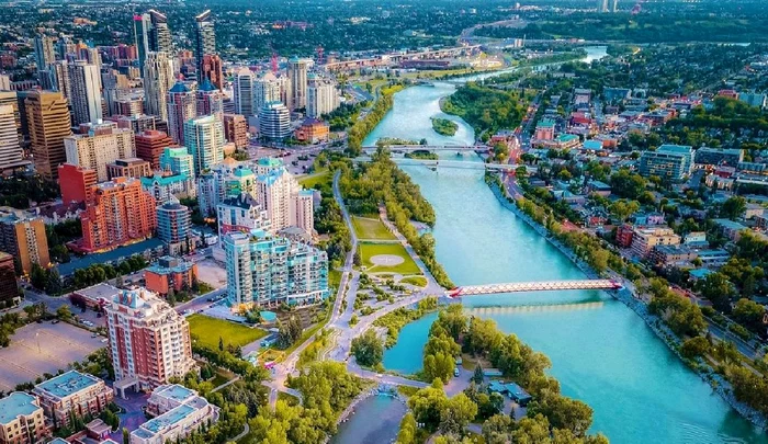 Chiria medie în orașul Calgary pentru un apartament e de 2.000 dolari pe lună FOTO City of Calgary