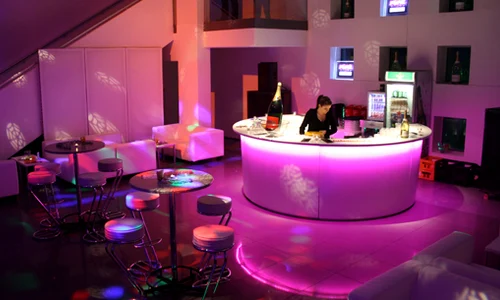 Cafeneaua Euro Fan Viena din EMS Lounge este locul de întâlnire pentru toți fanii competiției care se află în capitala Austriei pentru cea de a 60 a ediție jpeg