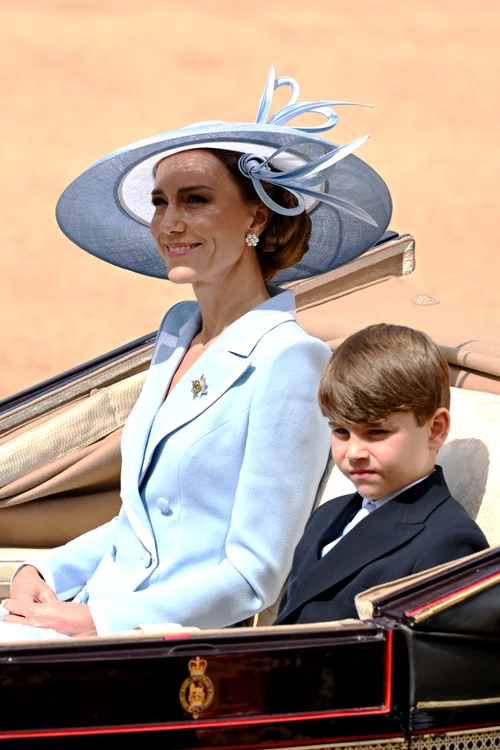 Kate Middleton și Louis la Trooping the Colour GettyImages 2281376725 jpg