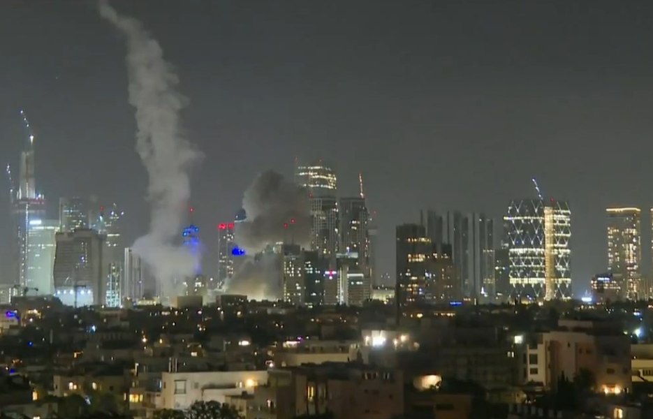 LIVE TEXT Iranul și Israelul se atacă reciproc cu rachete. Explozii la Tel Aviv, Ierusalim și Teheran