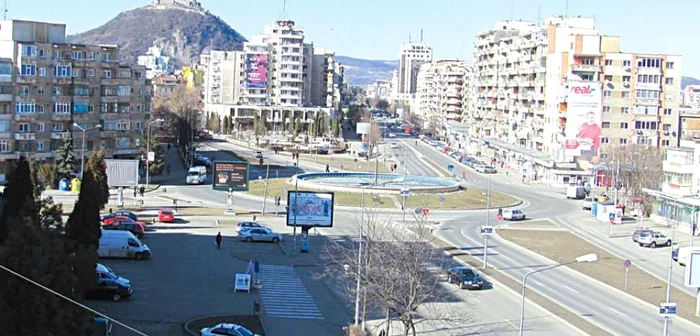 Preţurile apartamentelor vechi din municipiul Deva vor continua să scadă. FOTO: Tiberiu Stroia