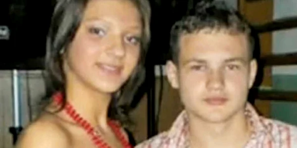 Lorena Hudea, alături de un coleg de clasă 