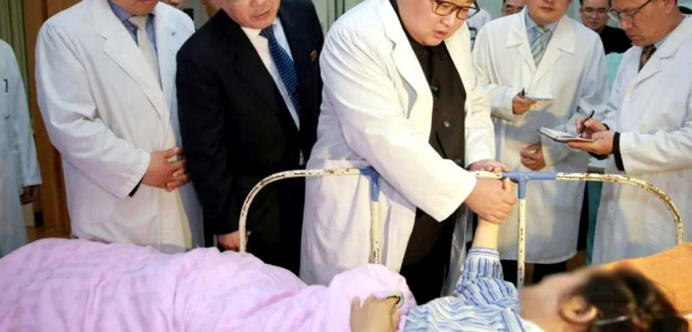 Kim Jong-un în vizită la un turist chinez rănit în accidentul de autocar