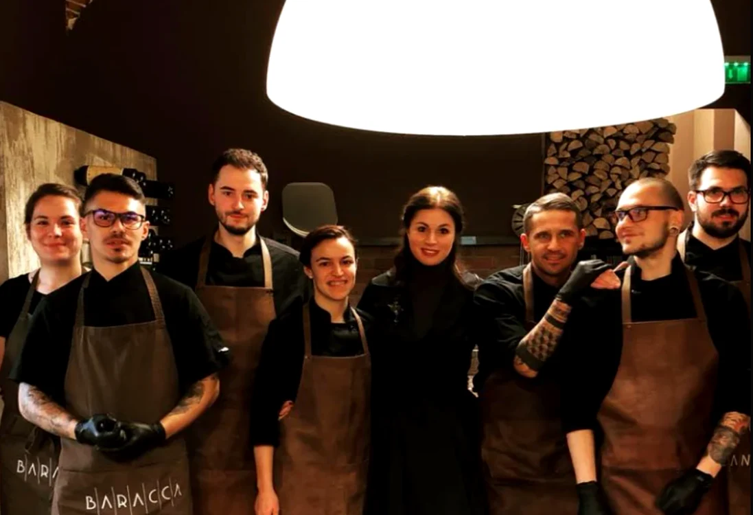 Maria Dunca și echipa Baracca. FOTO: Baracca