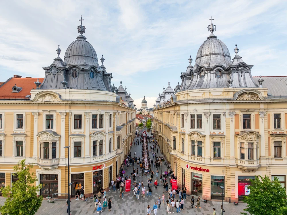 Prețuri „de lux” într-un bar din centrul Clujului: o salată de 96 de lei și o supă la 58 de lei. Reacțiile localnicilor: „Pornește aparatul de muls turiștii”