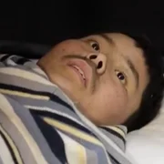 prizonier nord coreean in ucraina foto capttura YouTube 20 Minutes Frace png