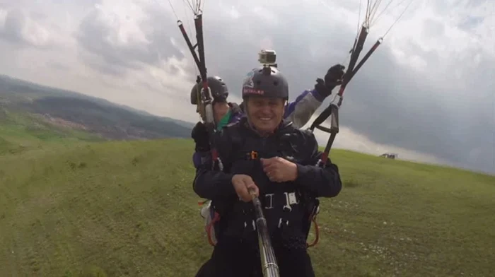 Nea Mărin este mai nou pasionat de sporturi extreme